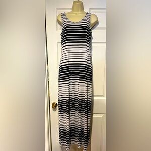 Maxi dress, sleeveless